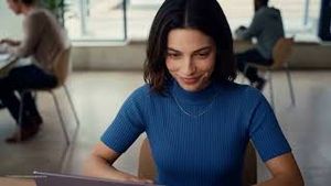 Video post by @samsungus on YouTube
