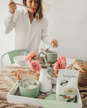 Image post by @amway on Instagram