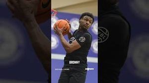Video post by @maxpreps on YouTube