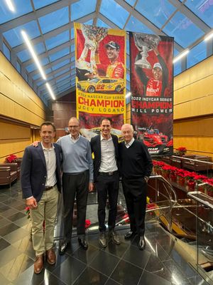Image post by @joeylogano on Twitter