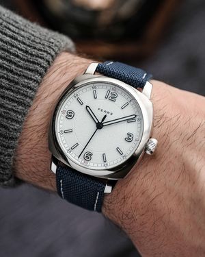 Image post by @fearswatches on Instagram