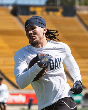 Image post by @cal_football on Instagram