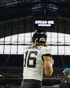 Image post by @jaguarsuk on Instagram