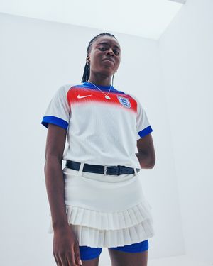 Image post by @lionesses on Instagram
