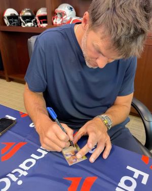Image post by @topps on Instagram