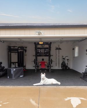 Image post by @repfitness on Facebook