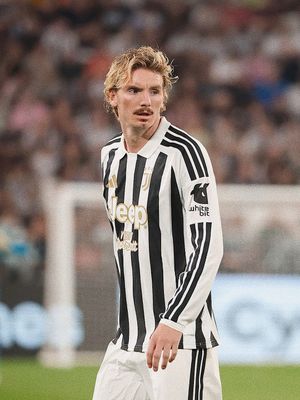 Image post by @football__hqs on Instagram
