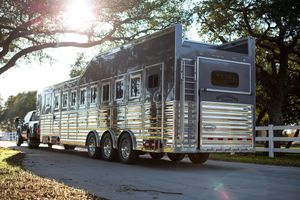 Image post by @bloomertrailers on Instagram