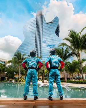 Image post by @hardrockholly on Instagram