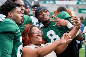 Image post by @greenwavefb on Instagram