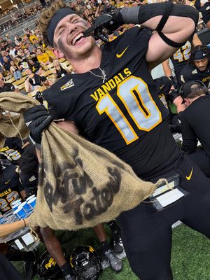 Image post by @idahovandalsfb on Instagram