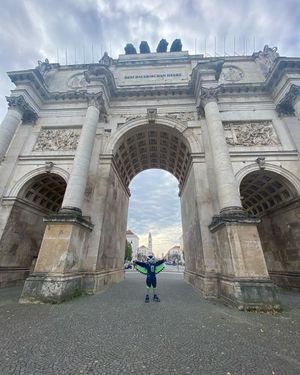 Image post by @blitztheseahawk on Instagram