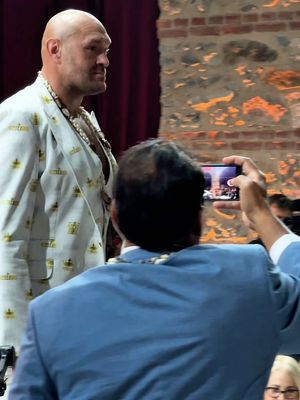 Image post by @tysonfury on Instagram