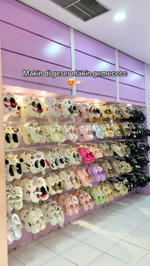 Image post by @deliwafastore.kediri on TikTok