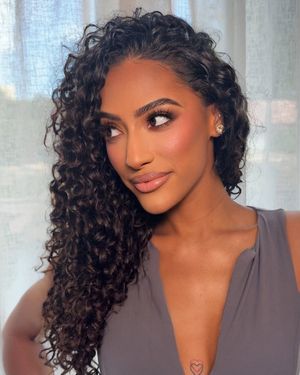 Image post by @elfcosmetics on Instagram