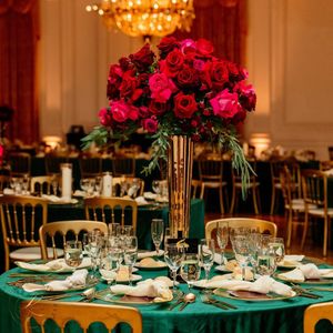 Image post by @lesliemarieevents on Instagram