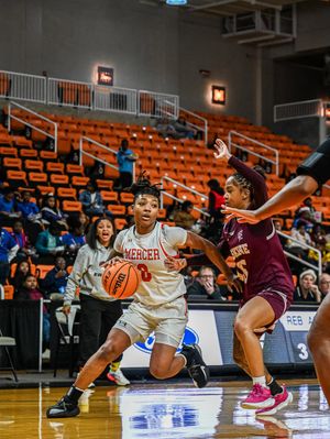 Image post by @mercer_wbb on Instagram