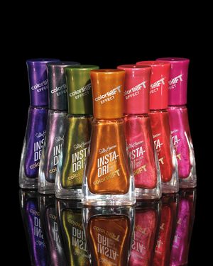Image post by @sally_hansen on Instagram
