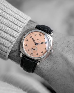 Image post by @fearswatches on Instagram