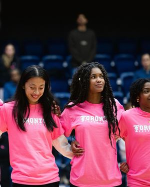 Image post by @uoftwbasketball on Instagram
