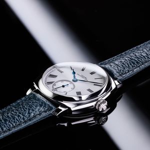 Image post by @fearswatches on Instagram