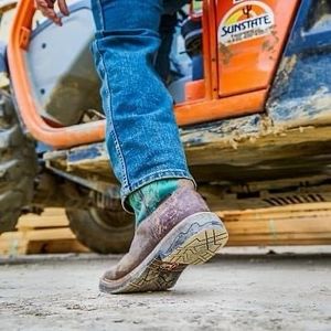 Image post by @justinboots_ on Instagram