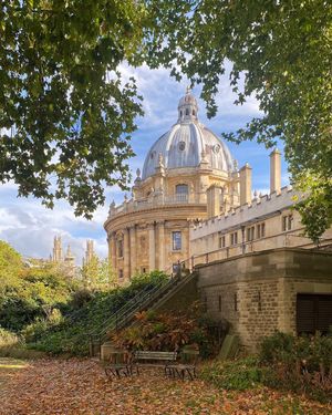 Image post by @oxford_uni on Instagram