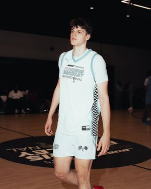 Image post by @ereibe_22 on Instagram