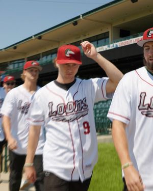 Image post by @greatlakesloons on Instagram