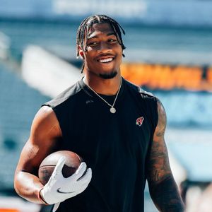 Image post by @isaiahsimmons on Instagram