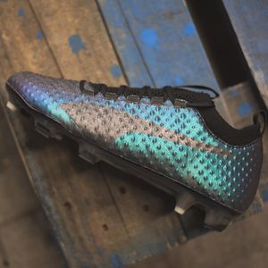 Image post by @soccerdotcom on Instagram