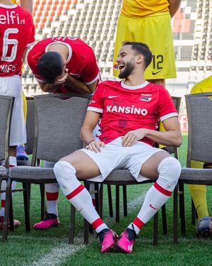 Image post by @azalkmaar on Instagram