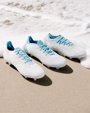 Image post by @soccerdotcom on Instagram
