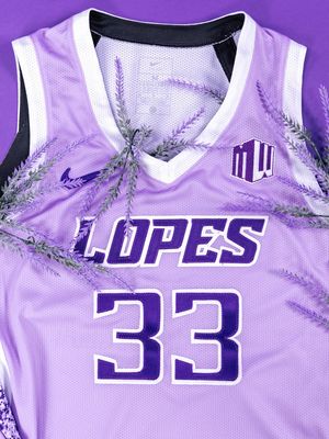 Image post by @jayycreates on Instagram