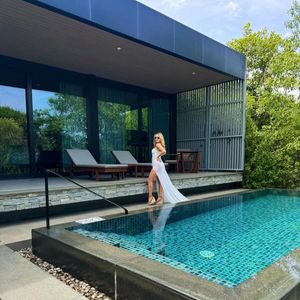 Image post by @hiltonyalaresort on Instagram