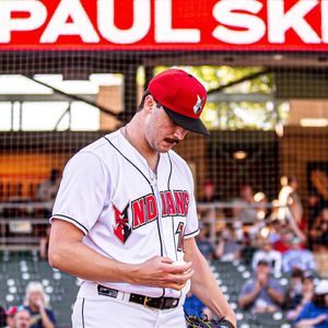 Image post by @indyindians on Instagram
