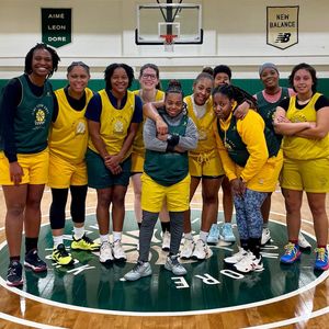 Image post by @ladieswhohoop on Instagram