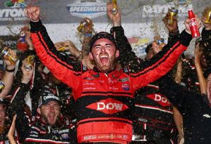 Image post by @austindillon3 on Twitter
