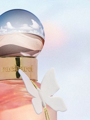 Image post by @cacharelparfums on Instagram