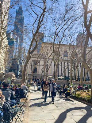 Image post by @bryantparknyc on Instagram
