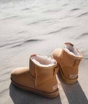 Image post by @ugg on Instagram