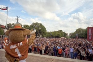 Image post by @texasexes on Instagram