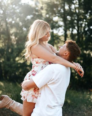Image post by @hannahwattsphotography on Instagram