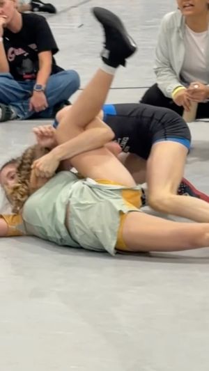 Video post by @makynleecova on Instagram