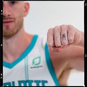 Image post by @hornets on Instagram