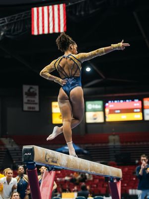 Image post by @jurnee.mykala on Instagram