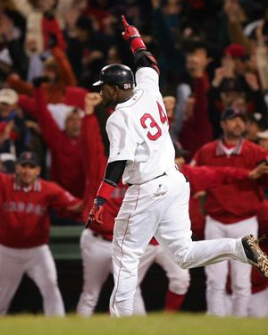 Image post by @mlbvault on Instagram