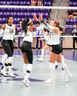 Image post by @vandyvolleyball on Instagram