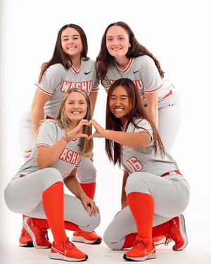 Image post by @washusoftball on Instagram