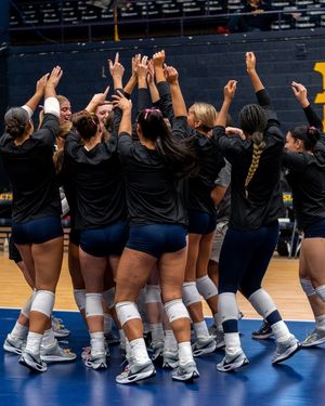 Image post by @etsuvolleyball on Instagram